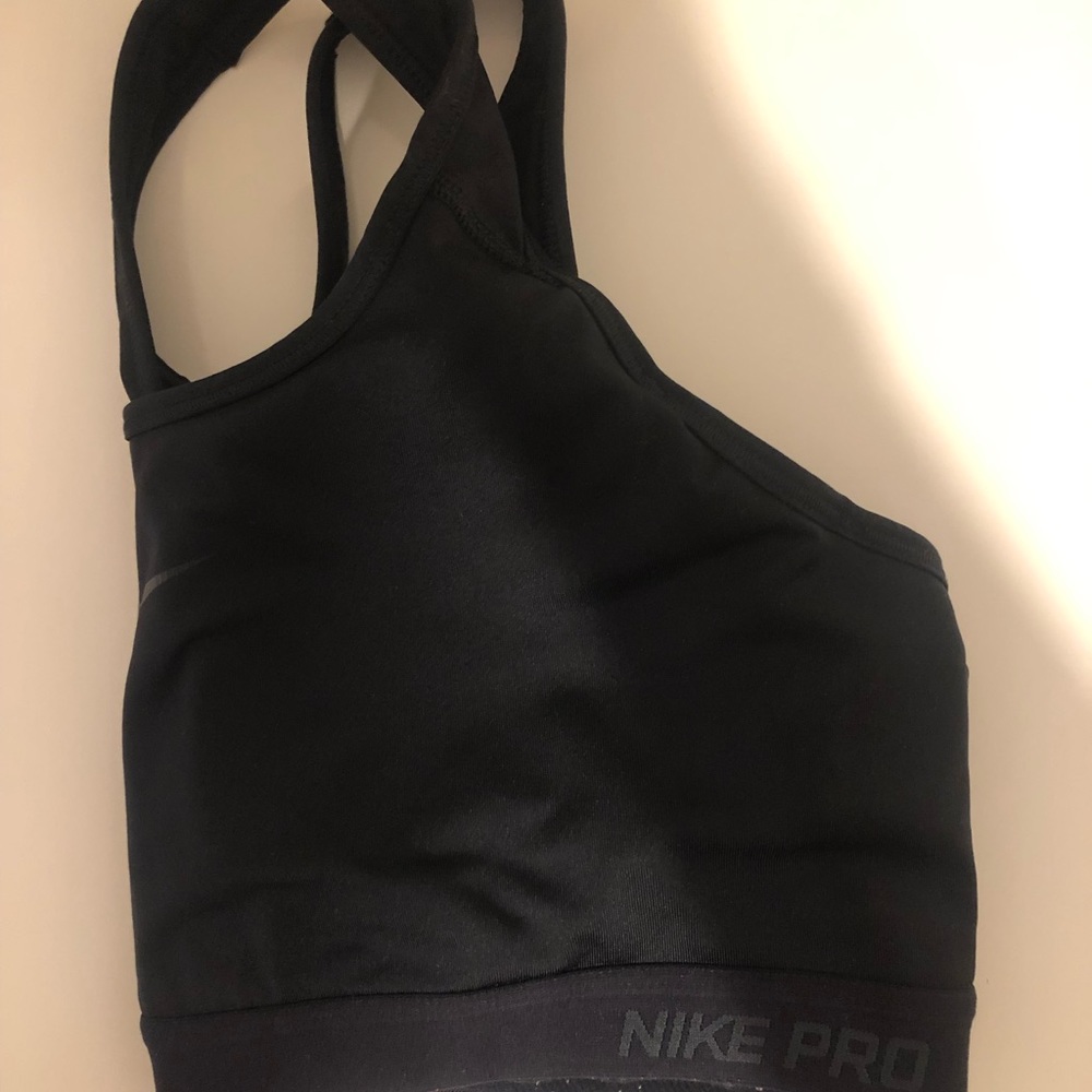 Nike Women’s Compression Sports Bra